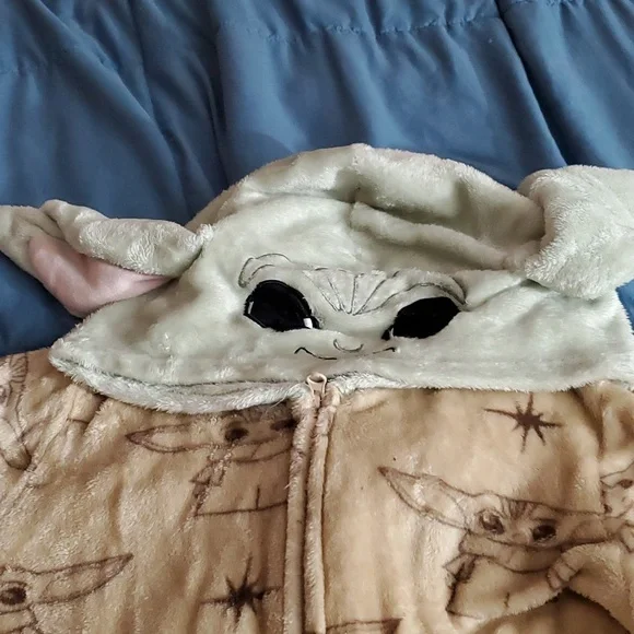 Grogu PJs - Picture 2 of 6